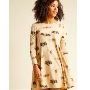 ModCloth Pepaloves jersey type material bat dress 🦇⭐️